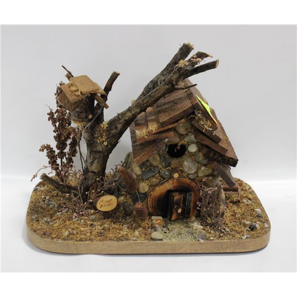 BIRDHOUSE