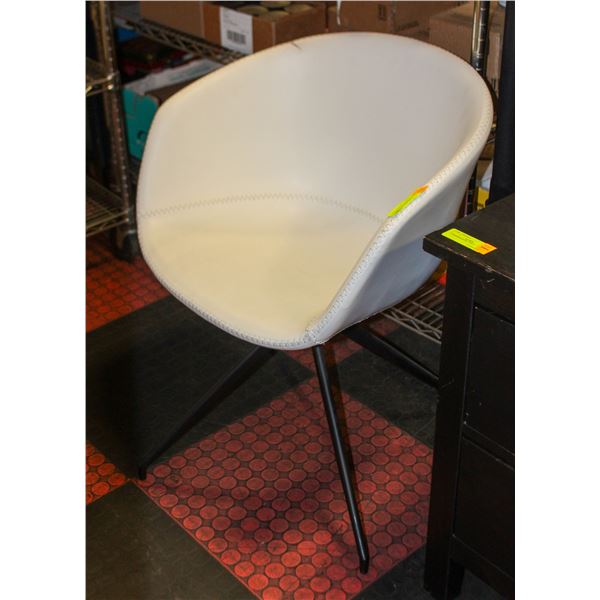 SHOWROOM FLOOR MODEL WHITE BUCKET STYLE