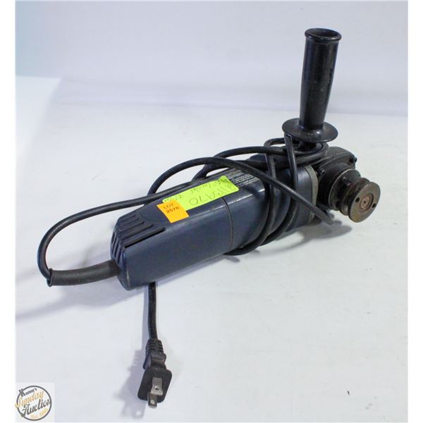 MOTOMASTER 4.5 INCH GRINDER