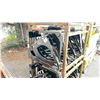 Image 2 : GIYI HWG44 BLACK 44" INDUSTRIAL HYDRAULIC SKID STEER HOLLOW WOOD GRABBER ATTACHMENT & GIYI MCLG60