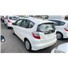 Image 2 : 2011 HONDA FIT, 4DRSW, WHITE, VIN JHMGE8H52BC802323,