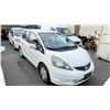 Image 4 : 2011 HONDA FIT, 4DRSW, WHITE, VIN JHMGE8H52BC802323,
