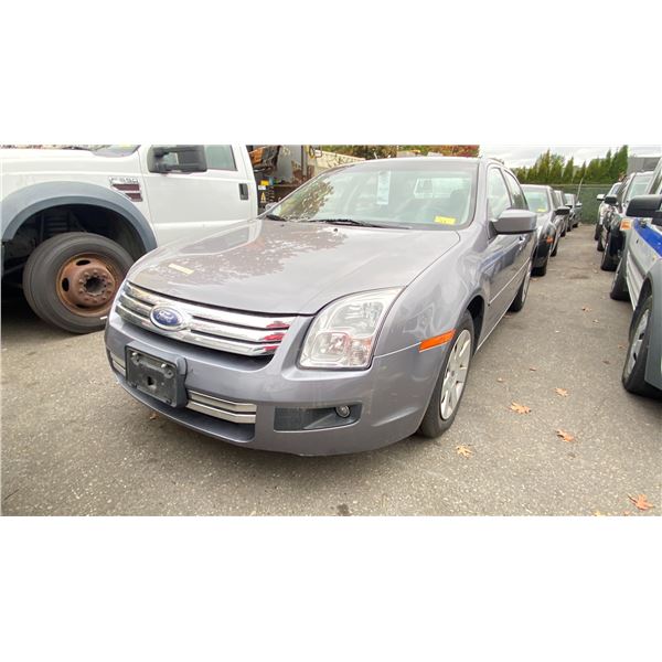 2007 FORD FUSION SE, 4DRSD, GREY, VIN 3FAHP07Z27R188491,