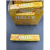 Image 4 : Halls Mentho-Lyptus Honey Lemon Flavour, 20 Packages of 9 Lozenges