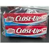 Image 2 : Close-Up Ultra Cinnamon Flavour Blast Toothpaste – Two 100 mL Tubes