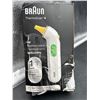 Image 2 : Braun ThermoScan 4 Ear Thermometer with Hygienic Lens Filters