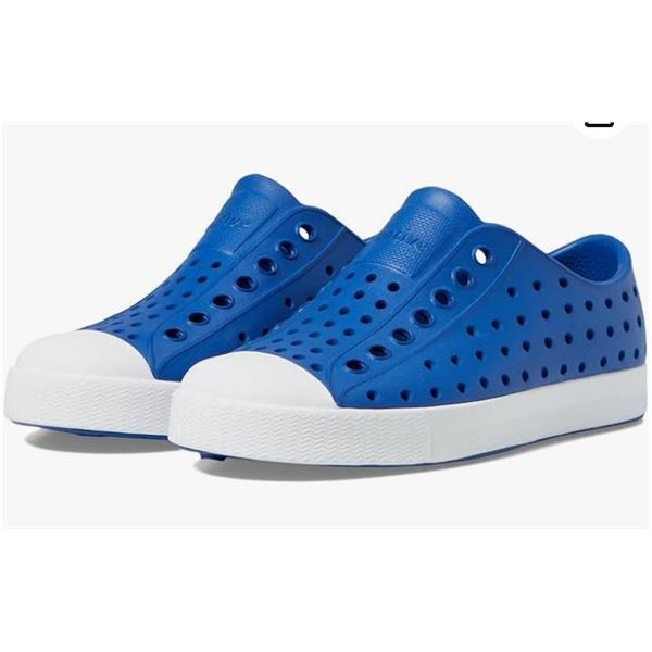 Native Shoes Jefferson Kids Size 9 – Blue Color Rubber Shoes with White Toe