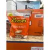 Image 2 : Reese’s White Thins Peanut Butter Cups,12 x 165g