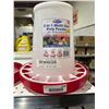 Image 2 : 3 in 1 Multi Use Poly Feeder with 8 LB Capacity and Lid