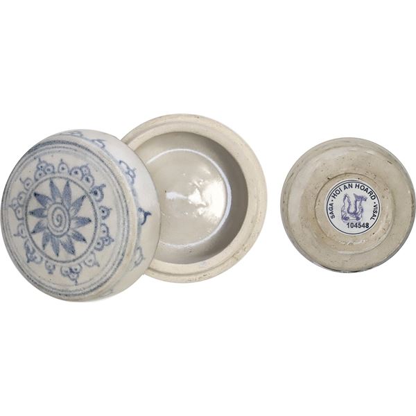 Small, round, lidded, Vietnamese blue-on-white porcelain powder-box, ex-"Hoi An Hoard" (late 1400s).