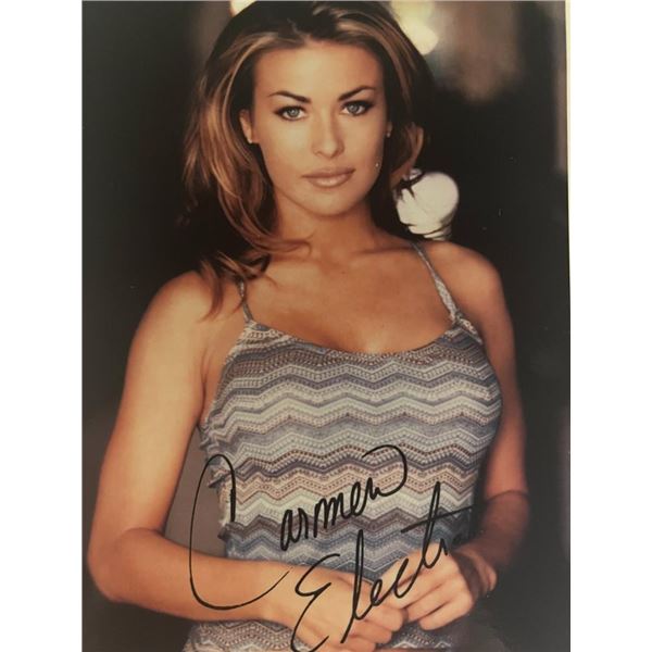 Carmen Electra facsimile signed photo. 5x7 inches