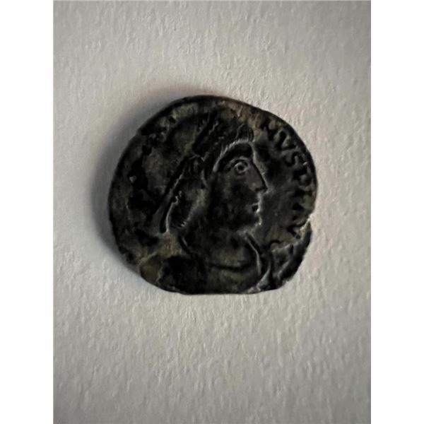 Bronze Roman coin circa 370 AD. 1 inch