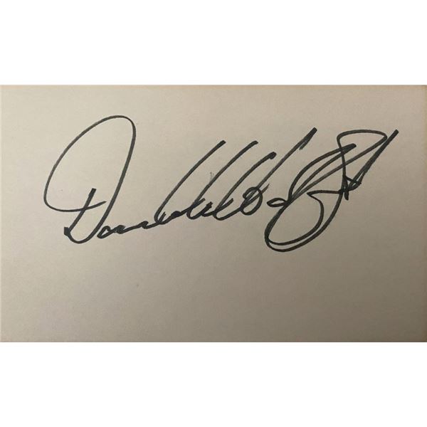 Donald Woolfitt Signature