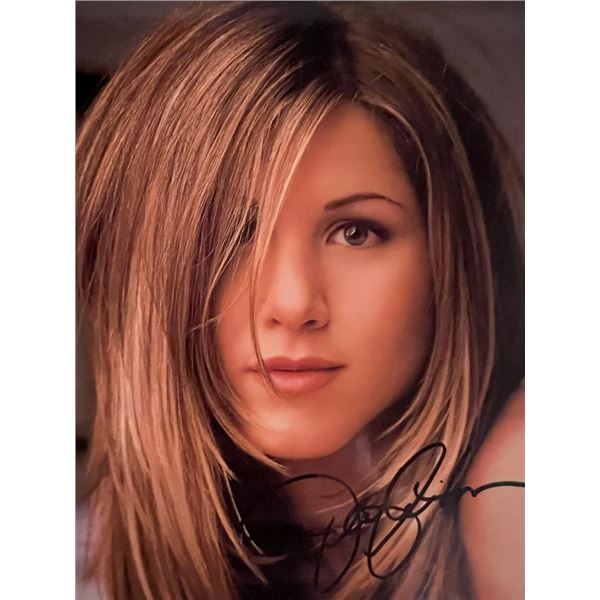 Jennifer Aniston facsimile signed photo. 5x7 inches