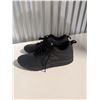 Image 1 : New Balance US8