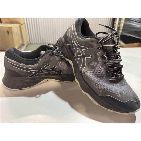 Asics Gel Sneakers