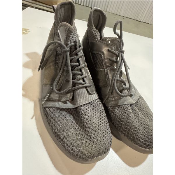 Guess Caleb Shoe