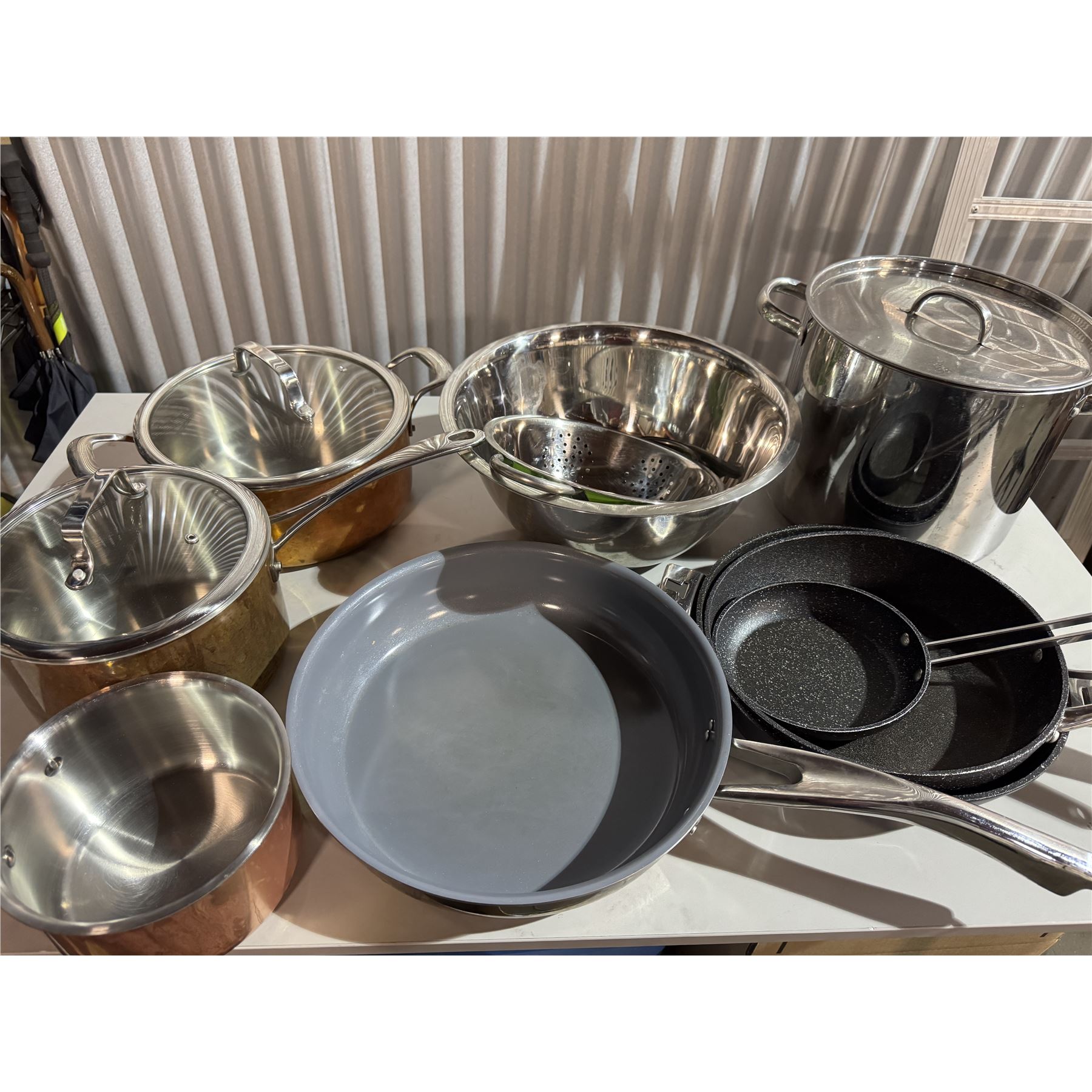 Mixed Kitchenware