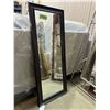 Image 2 : Two Mirrors