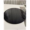 Image 3 : Mirror tray and plate