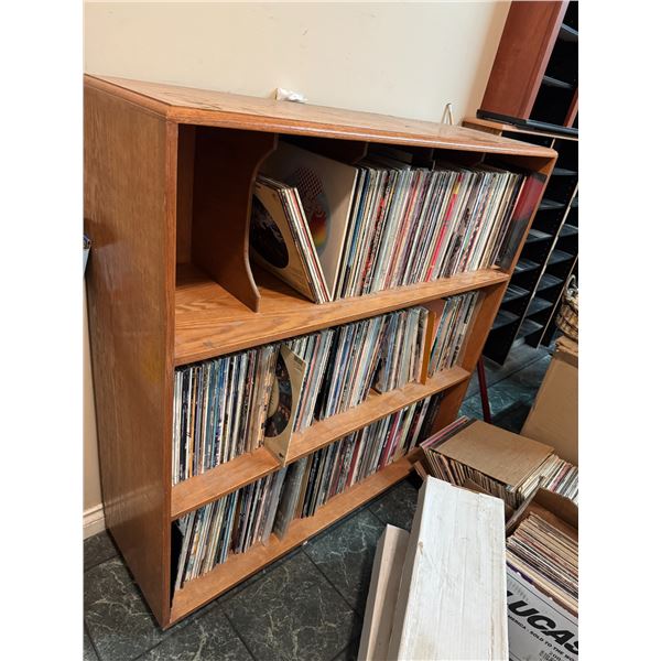 Shelf contents not include measures 4' x 16" and 50 inches tall please pick up later in the day afte