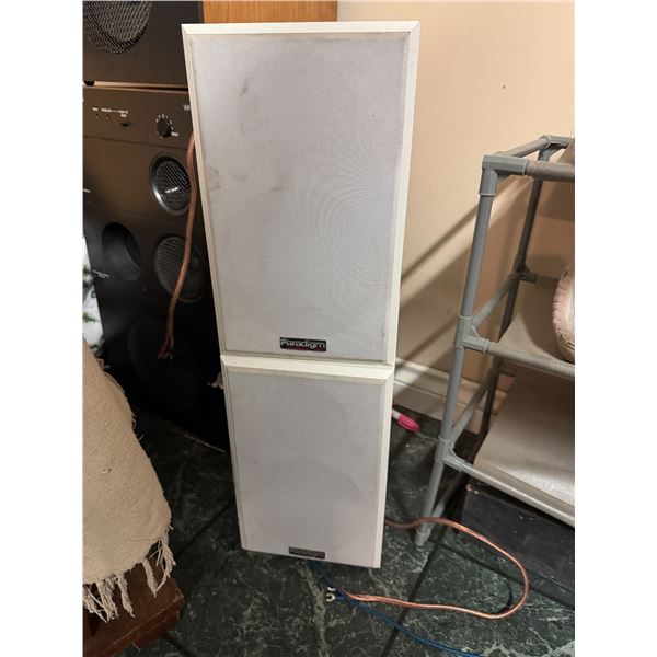 Paradigm speakers model Titan pair