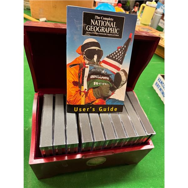 The complete national  geographic 110 years National Geographic maze magazines on CDRom