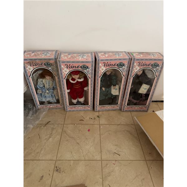 4 canessa dolls