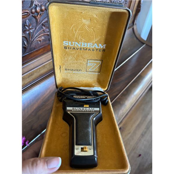 Vintage sunbeam, shave, master