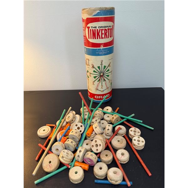 Vintage tinker toy set