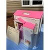 Image 5 : Vintage Barbie Folding Playhouse