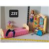 Image 1 : Barbie in the bedroom, doll & accessories.