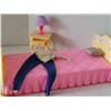 Image 2 : Barbie in the bedroom, doll & accessories.