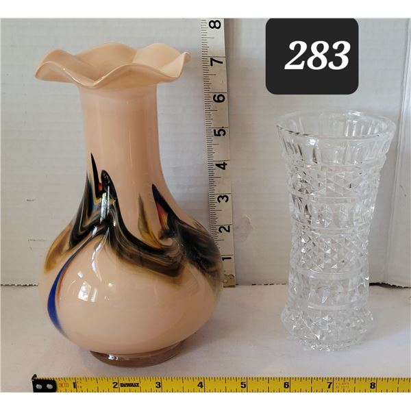 2 vases, artglass & crystal