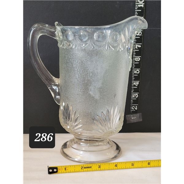 Antique Westmoreland 1893+ water pitcher. Known as shell & jewel pattern.