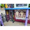 Image 8 : Monster High Deluxe.  High School Gothic Castle.