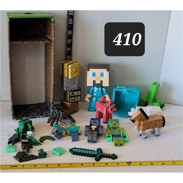 Lego Minecraft figures & accessories.