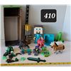 Image 1 : Lego Minecraft figures & accessories.