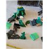 Image 5 : Lego Minecraft figures & accessories.