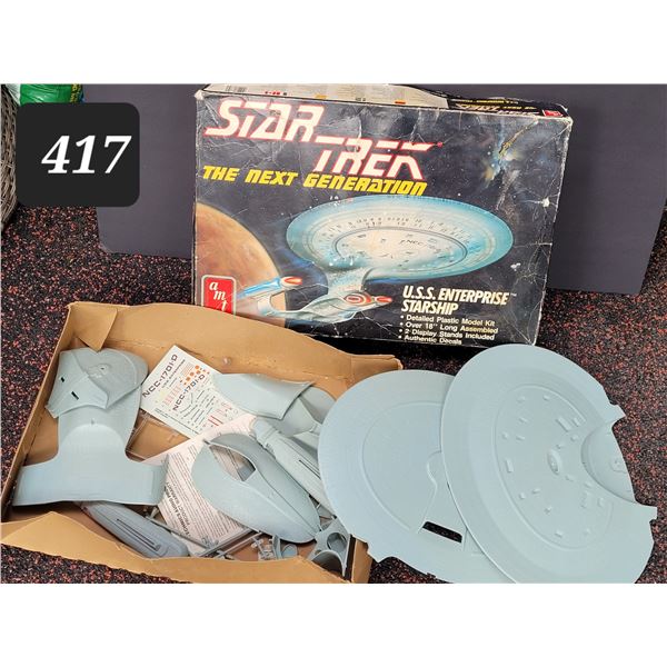 AMT Ertl StarTrek next generation USS enterprise model kit.