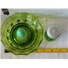 Image 2 : Vintage uranium glass shaker & other green glass.