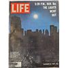 Image 4 : 4- 1965 Life Magazines.