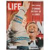 Image 5 : 4- 1965 Life Magazines.