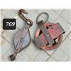 Image 1 : 2 vintage pulleys