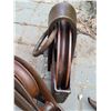 Image 4 : 2 vintage pulleys