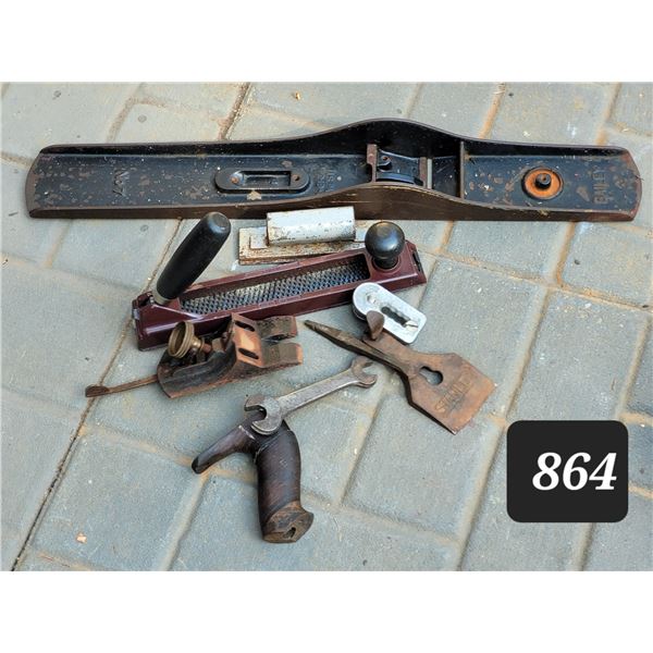 Lot of vintage various brand hand plane parts