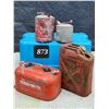 Image 1 : Assorted older gas containers.