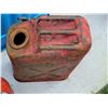 Image 4 : Assorted older gas containers.