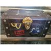 Image 8 : Pirate treasure chest filled with pirate related items.