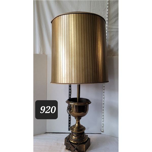 Mid century trophy lamp. Base switch.